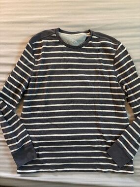 Banana Republic sweater shirt